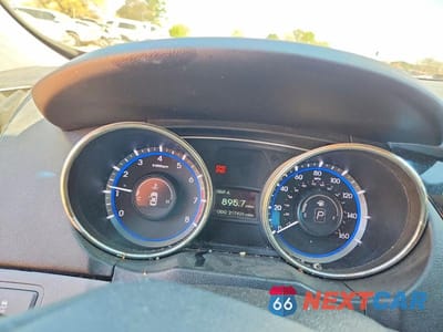Zdjęcie 9 z 11 samochodu: 2012 HYUNDAI SONATA LIMITED VIN:5NPEC4AC1CH498892 - miniatura