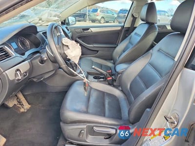 Zdjęcie 7 z 12 samochodu: 2013 VOLKSWAGEN JETTA SE VIN:3VWDP7AJ5DM298526 - miniatura