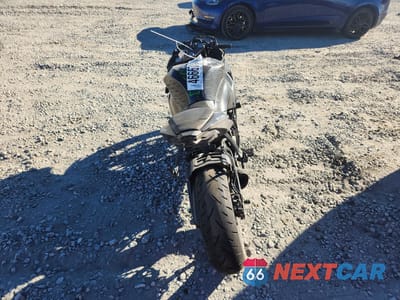 Czwarte zdjęcie samochodu z boku: 2019 KAWASAKI ZX636 K VIN:JKBZXJH13KA001362 - miniatura