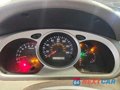 Zdjęcie 9 z 13 samochodu: 2004 TOYOTA HIGHLANDER BASE VIN:JTEEP21A940011729 - miniatura