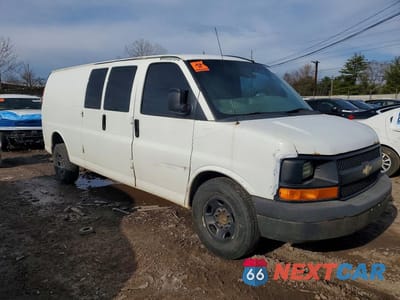 Czwarte zdjęcie samochodu z boku: 2013 CHEV EXPRESS G2500 VIN:1GCWGGCA8D1193839 - miniatura