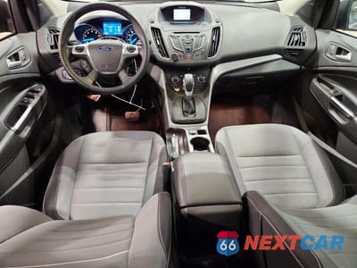 Zdjęcie 8 z 13 samochodu: 2015 FORD ESCAPE SE VIN:1FMCU9GX6FUB20679 - miniatura