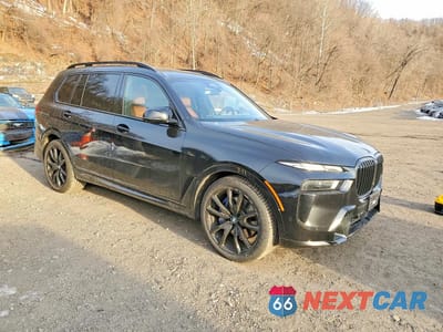 Czwarte zdjęcie samochodu z boku: 2024 BMW X7 M60I VIN:5UX33EM09R9S33863 - miniatura