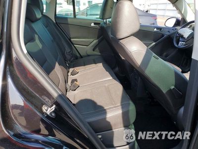 Zdjęcie 11 z 12 samochodu: 2016 VOLKSWAGEN TIGUAN S VIN:WVGBV7AXXGW577359 - miniatura