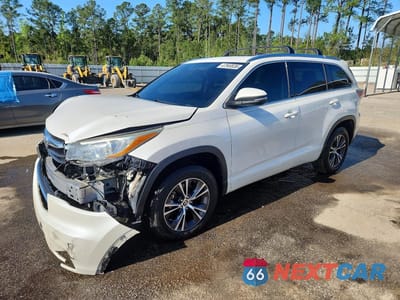 2016 TOYOTA HIGHLANDER XLE 5TDKKRFH9GS133707 - główne zdjęcie licytacji z USA - miniatura