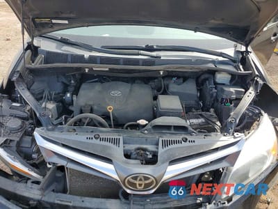 Zdjęcie 12 z 13 samochodu: 2019 TOYOTA SIENNA LIMITED PREMIUM 7-PASSENGER VIN:5TDDZ3DC4KS223803 - miniatura
