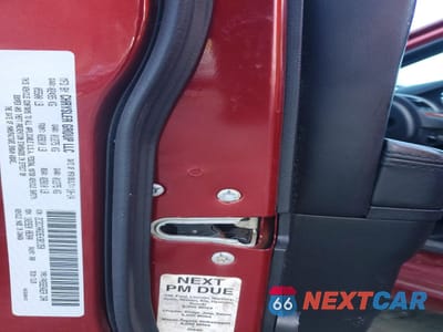 Zdjęcie 12 z 12 samochodu: 2014 CHRYSLER 300 VIN:2C3CCARG9EH381350 - miniatura