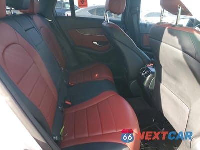 Zdjęcie 11 z 12 samochodu: 2021 MERCEDES-BENZ GLC 300 4MATIC VIN:W1N0G8EB2MF867657 - miniatura