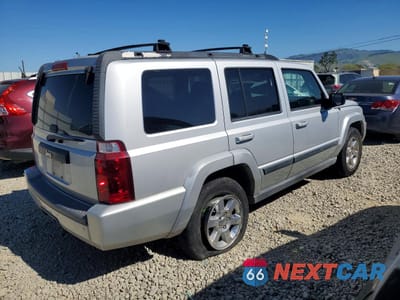 Trzecie zdjęcie samochodu z tyłu: 2007 JEEP COMMANDER VIN:1J8HH48K47C520955 - miniatura