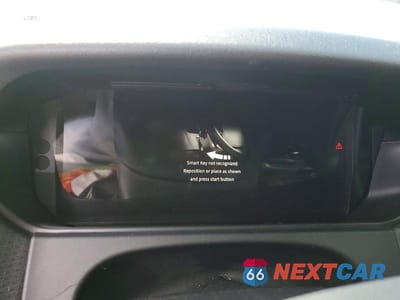Zdjęcie 9 z 13 samochodu: 2020 LAND ROVER RANGE ROVER VELAR R-DYNAMIC S VIN:SALYK2EX6LA250011 - miniatura