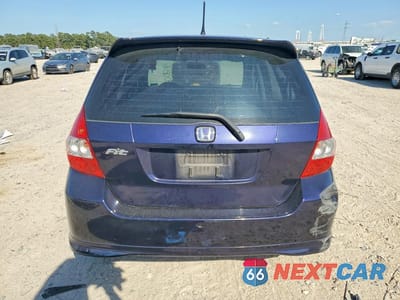 Zdjęcie 6 z 13 samochodu: 2008 HONDA FIT SPORT VIN:JHMGD38638S074279 - miniatura