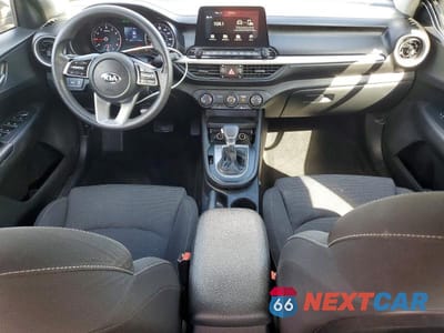 Zdjęcie 8 z 12 samochodu: 2021 KIA FORTE FE VIN:3KPF24AD7ME275018 - miniatura