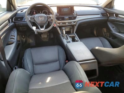 Zdjęcie 8 z 12 samochodu: 2020 HONDA ACCORD LX VIN:1HGCV1F12LA043579 - miniatura