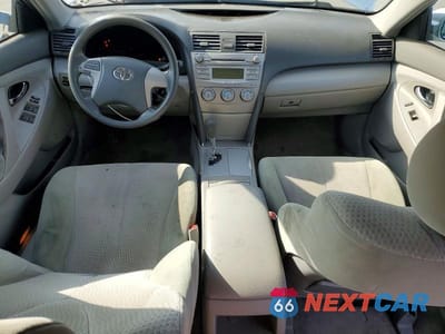 Zdjęcie 8 z 11 samochodu: 2010 TOYOTA CAMRY LE VIN:4T1BF3EK0AU080215 - miniatura