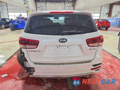 Zdjęcie 6 z 13 samochodu: 2016 KIA SORENTO SX V6 VIN:5XYPKDA50GG016701 - miniatura