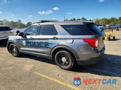 Drugie zdjęcie samochodu z przodu: 2022 FORD EXPLORER POLICE INTERCEPTOR VIN:1FM5K8AB9NGA27187 - miniatura