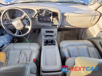 Zdjęcie 8 z 13 samochodu: 2002 CHEVROLET SILVERADO K1500 VIN:2GCEK19T921114735 - miniatura