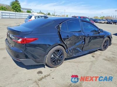 Trzecie zdjęcie samochodu z tyłu: 2025 TOYOTA CAMRY SE VIN:4T1DAACK9SU048959 - miniatura
