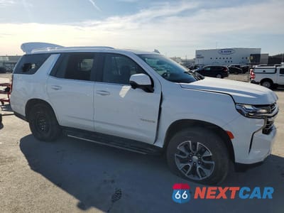 Czwarte zdjęcie samochodu z boku: 2024 CHEVROLET TAHOE K1500 LT VIN:1GNSKNKD3RR329470 - miniatura