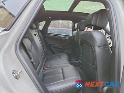 Zdjęcie 11 z 14 samochodu: 2019 PORSCHE MACAN S VIN:WP1AB2A59KLB32579 - miniatura
