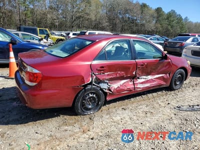 Trzecie zdjęcie samochodu z tyłu: 2005 TOYOTA CAMRY LE VIN:4T1BE30K95U049447 - miniatura