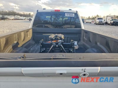Zdjęcie 11 z 13 samochodu: 2025 FORD F350 SUPER DUTY VIN:1FT8W3DT5SEC08680 - miniatura