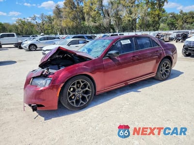 2018 CHRYSLER 300 TOURING 2C3CCAAG3JH191601 - główne zdjęcie licytacji z USA - miniatura