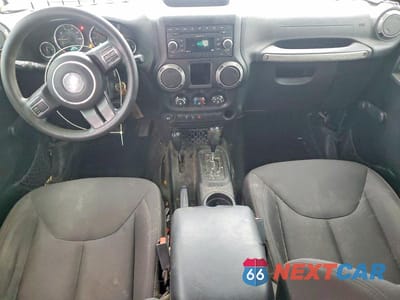 Zdjęcie 8 z 13 samochodu: 2015 JEEP WRANGLER UNLIMITED SPORT VIN:1C4BJWDG9FL740136 - miniatura