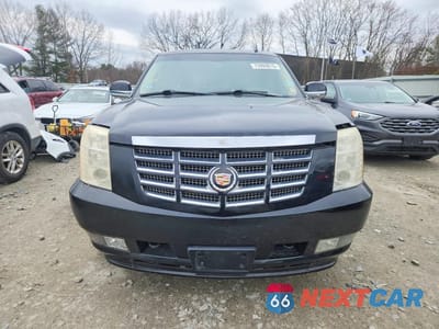 Piąte zdjęcie samochodu w środku: 2010 CADILLAC ESCALADE PREMIUM VIN:1GYUKCEF4AR135077 - miniatura