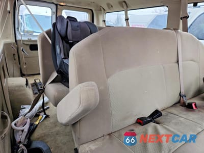 Zdjęcie 10 z 13 samochodu: 2012 FORD ECONOLINE E350 SUPER DUTY WAGON VIN:1FBNE3BL6CDA61015 - miniatura