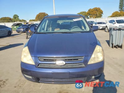 Piąte zdjęcie samochodu w środku: 2006 KIA SEDONA LX VIN:KNDMB233466029830 - miniatura