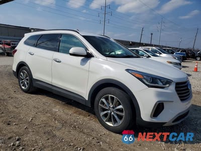 Czwarte zdjęcie samochodu z boku: 2019 HYUNDAI SANTA FE XL SE VIN:KM8SM4HF7KU310604 - miniatura