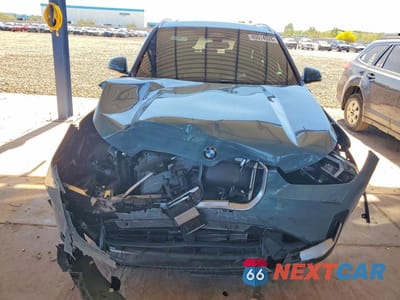 Piąte zdjęcie samochodu w środku: 2025 BMW X1 XDRIVE28I VIN:WBX73EF00S5065823 - miniatura