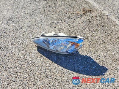 Zdjęcie 12 z 12 samochodu: 2004 TOYOTA CAMRY XLE V6 VIN:JTDBF32K740152595 - miniatura