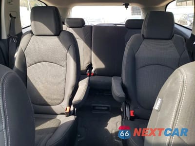 Zdjęcie 10 z 12 samochodu: 2013 CHEVROLET TRAVERSE LT VIN:1GNKVGKD3DJ220890 - miniatura