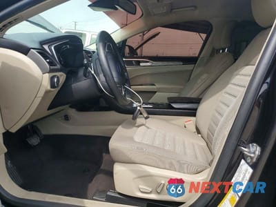 Zdjęcie 7 z 11 samochodu: 2019 FORD FUSION SE VIN:3FA6P0LU4KR173971 - miniatura