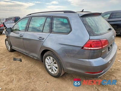 Drugie zdjęcie samochodu z przodu: 2018 VOLKSWAGEN GOLF SPORTWAGEN S VIN:3VWD17AU7JM756462 - miniatura