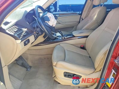 Zdjęcie 7 z 13 samochodu: 2011 BMW X5 XDRIVE35I VIN:5UXZV4C59BL405345 - miniatura