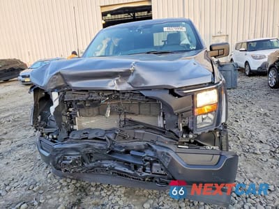 Piąte zdjęcie samochodu w środku: 2023 FORD F150 SUPERCREW VIN:1FTFW1ED2PFA94058 - miniatura