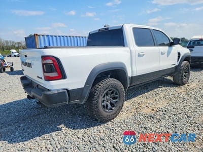 Trzecie zdjęcie samochodu z tyłu: 2022 RAM 1500 TRX VIN:1C6SRFU91NN260080 - miniatura