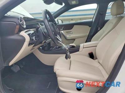 Zdjęcie 7 z 12 samochodu: 2019 MERCEDES-BENZ A 220 4MATIC VIN:WDD3G4FB4KW020783 - miniatura