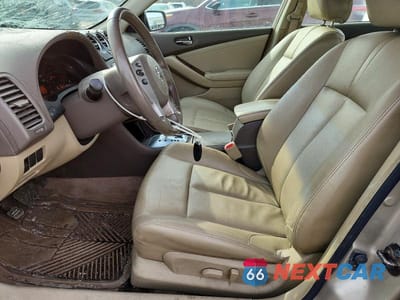 Zdjęcie 7 z 11 samochodu: 2009 NISSAN ALTIMA 2.5 VIN:1N4AL21E49N516305 - miniatura