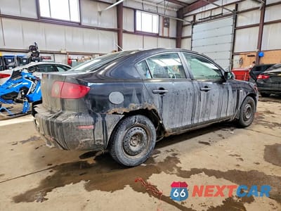 Trzecie zdjęcie samochodu z tyłu: 2005 MAZDA 3 I VIN:JM1BK12F451326959 - miniatura