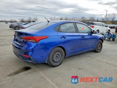 Trzecie zdjęcie samochodu z tyłu: 2019 HYUNDAI ACCENT SE VIN:3KPC24A37KE072119 - miniatura