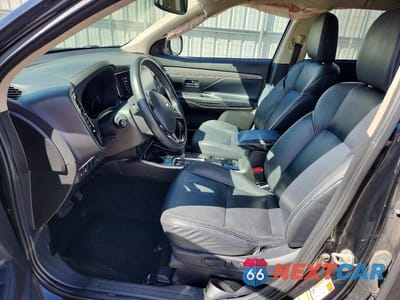 Zdjęcie 7 z 14 samochodu: 2020 MITSUBISHI OUTLANDER SE VIN:JA4AD3A32LZ034714 - miniatura