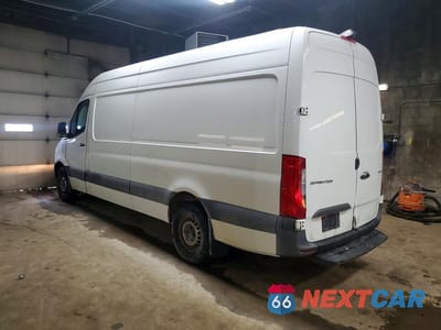 Drugie zdjęcie samochodu z przodu: 2019 MERCEDES BENZ SPRINTER 2500 DELIVERY VAN VIN:WD3PF1ED5KT014812 - miniatura