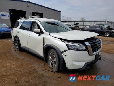 Czwarte zdjęcie samochodu z boku: 2024 NISSAN PATHFINDER SL VIN:5N1DR3CC2RC240365 - miniatura