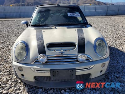 Piąte zdjęcie samochodu w środku: 2008 MINI COOPER S VIN:WMWRH335X8TL97085 - miniatura