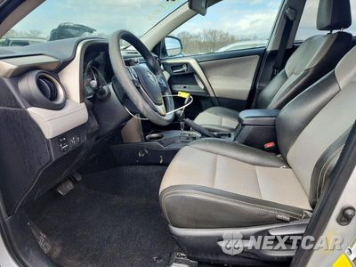 Zdjęcie 7 z 13 samochodu: 2014 TOYOTA RAV4 XLE VIN:2T3WFREV8EW114509 - miniatura