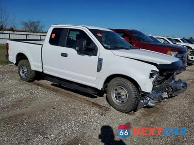 Czwarte zdjęcie samochodu z boku: 2019 FORD F250 XL 6.2L V8 FFV EXT CAB VIN:1FT7X2A61KED15033 - miniatura